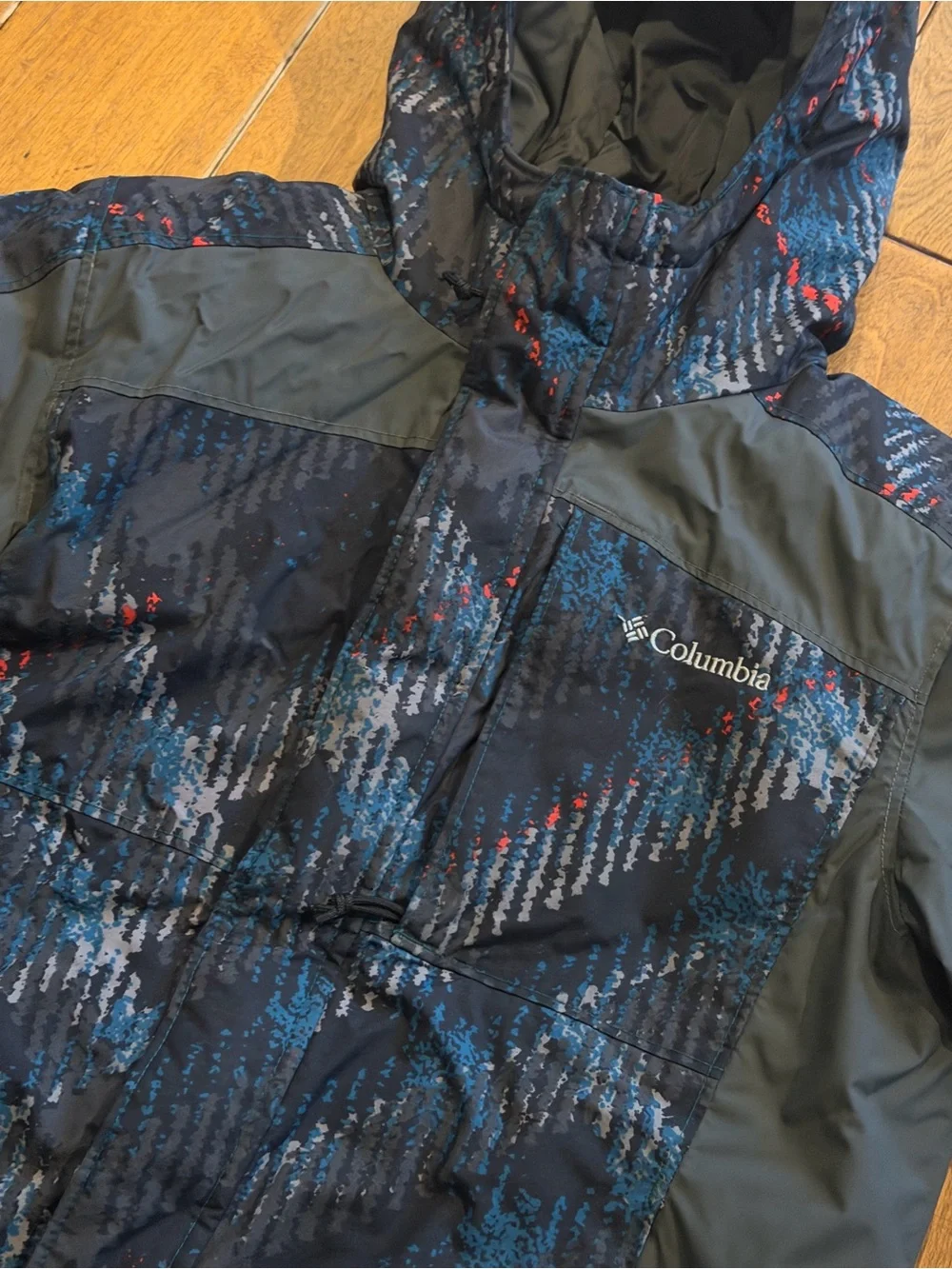 Columbia Kids Navy Blue Hooded Puffer Jacket with Subtle Pattern